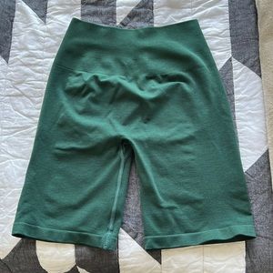 Alphalete amplify biker short